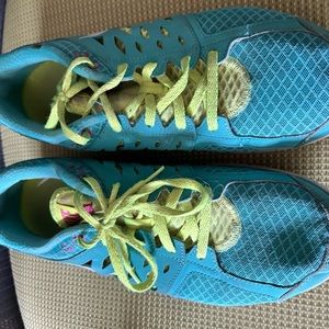 Used womens Size 9 - Nike Flex 2013 Run Low Blue W
